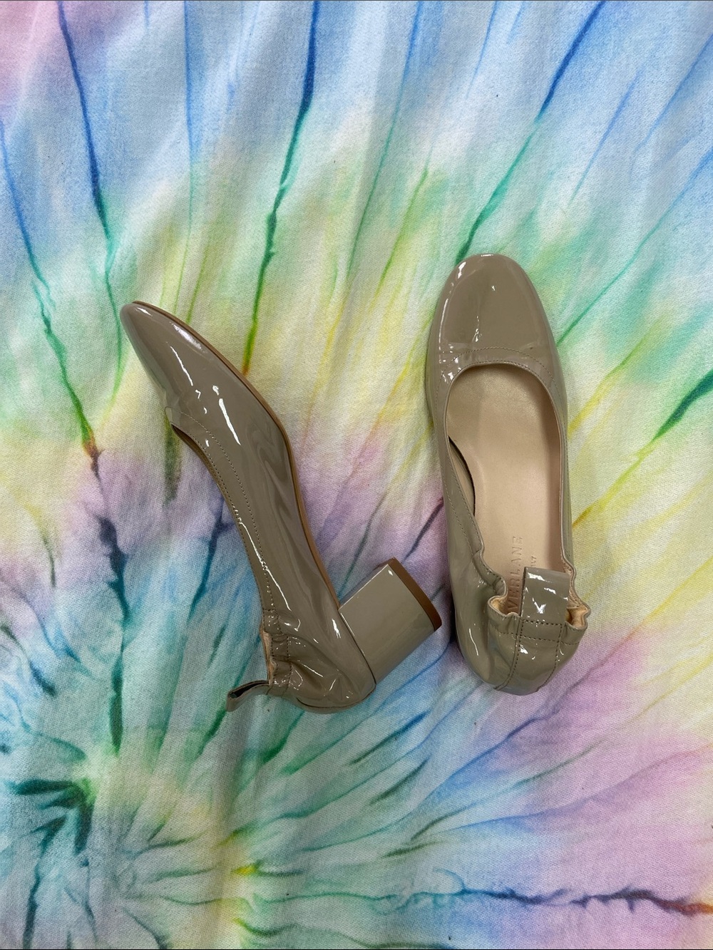 Everlane Patent Block Heel Pumps in Taupe